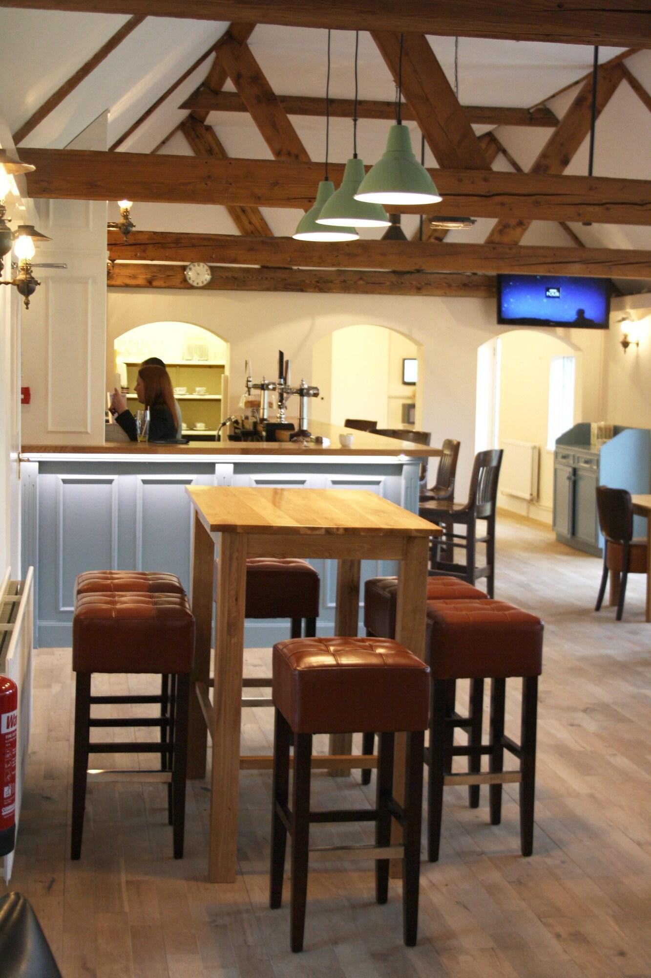 Vista Lobby Cottesmore Golf   Country Club