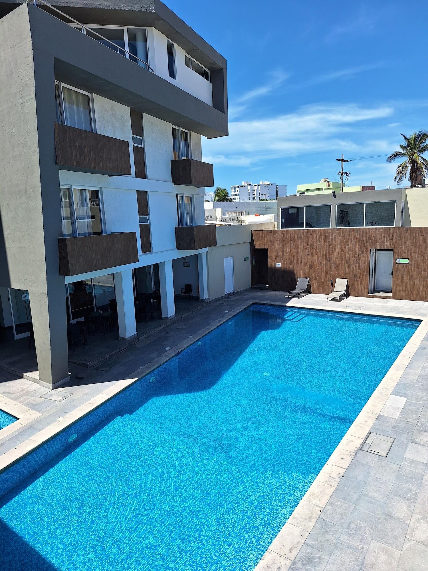 Vista Piscina Hotel Costa Verde