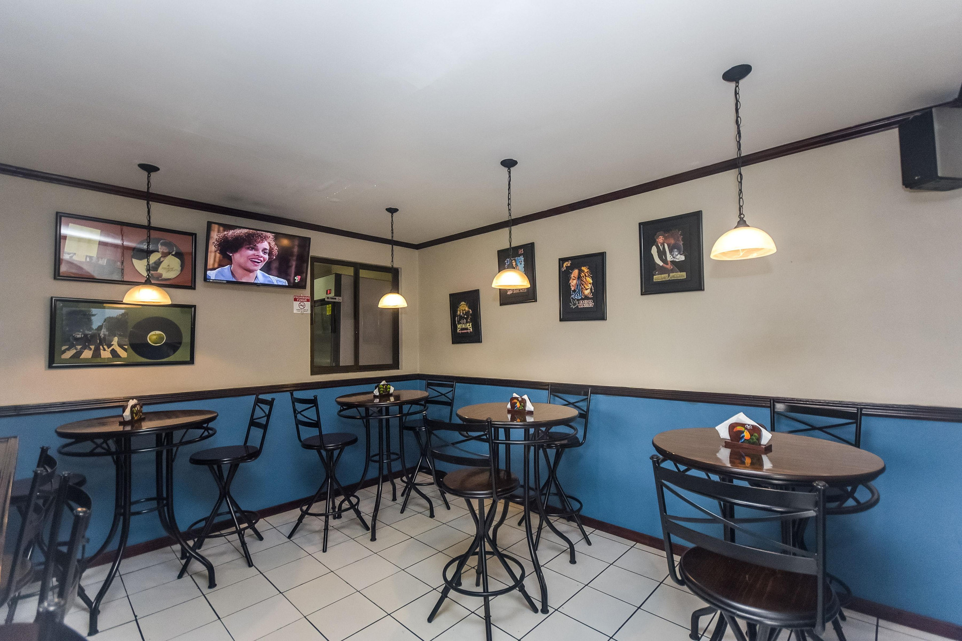 Restaurant Berlor Airport Inn