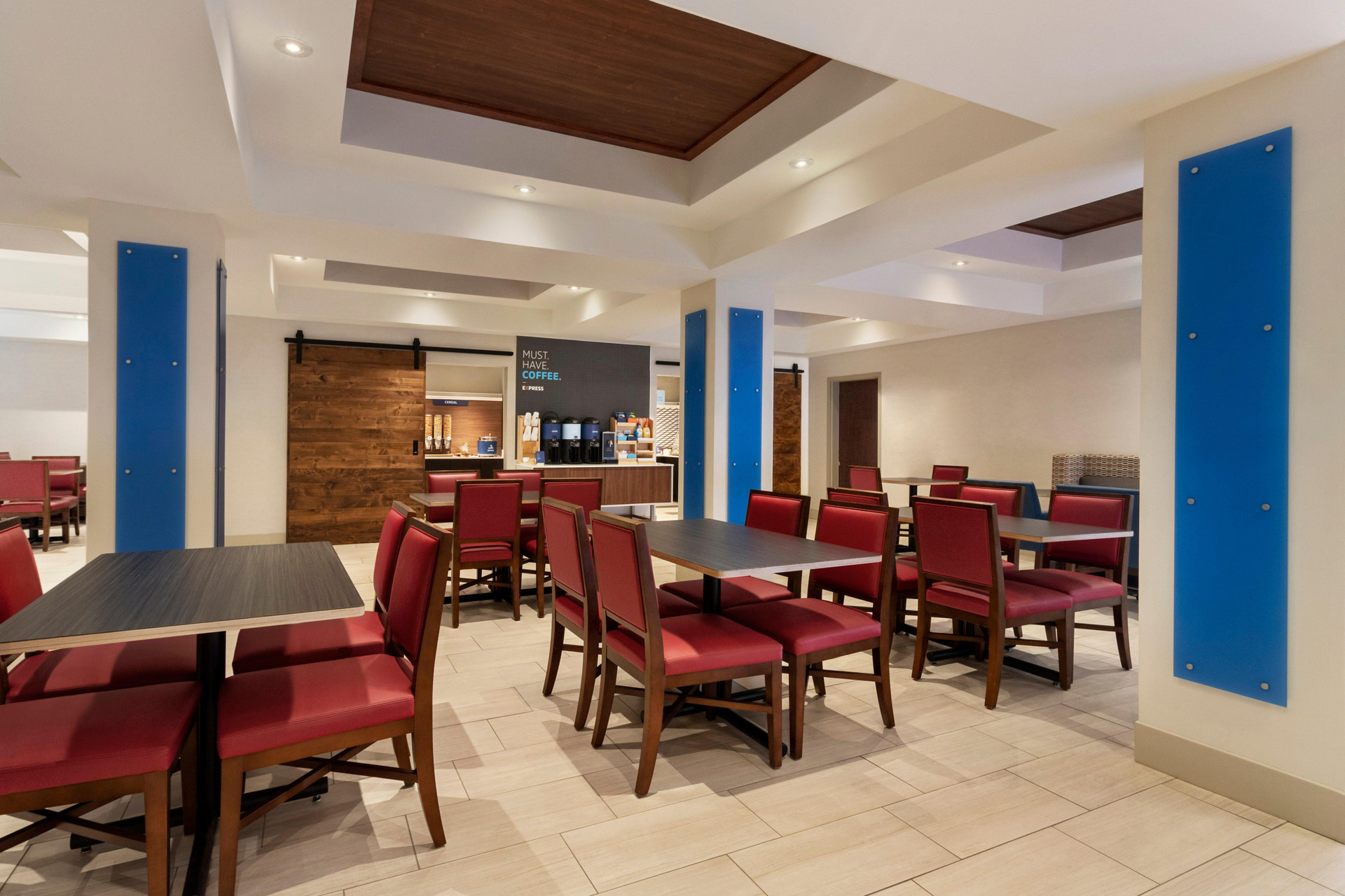 Vista Lobby Holiday Inn Express Hotel & Suites Durant by IHG