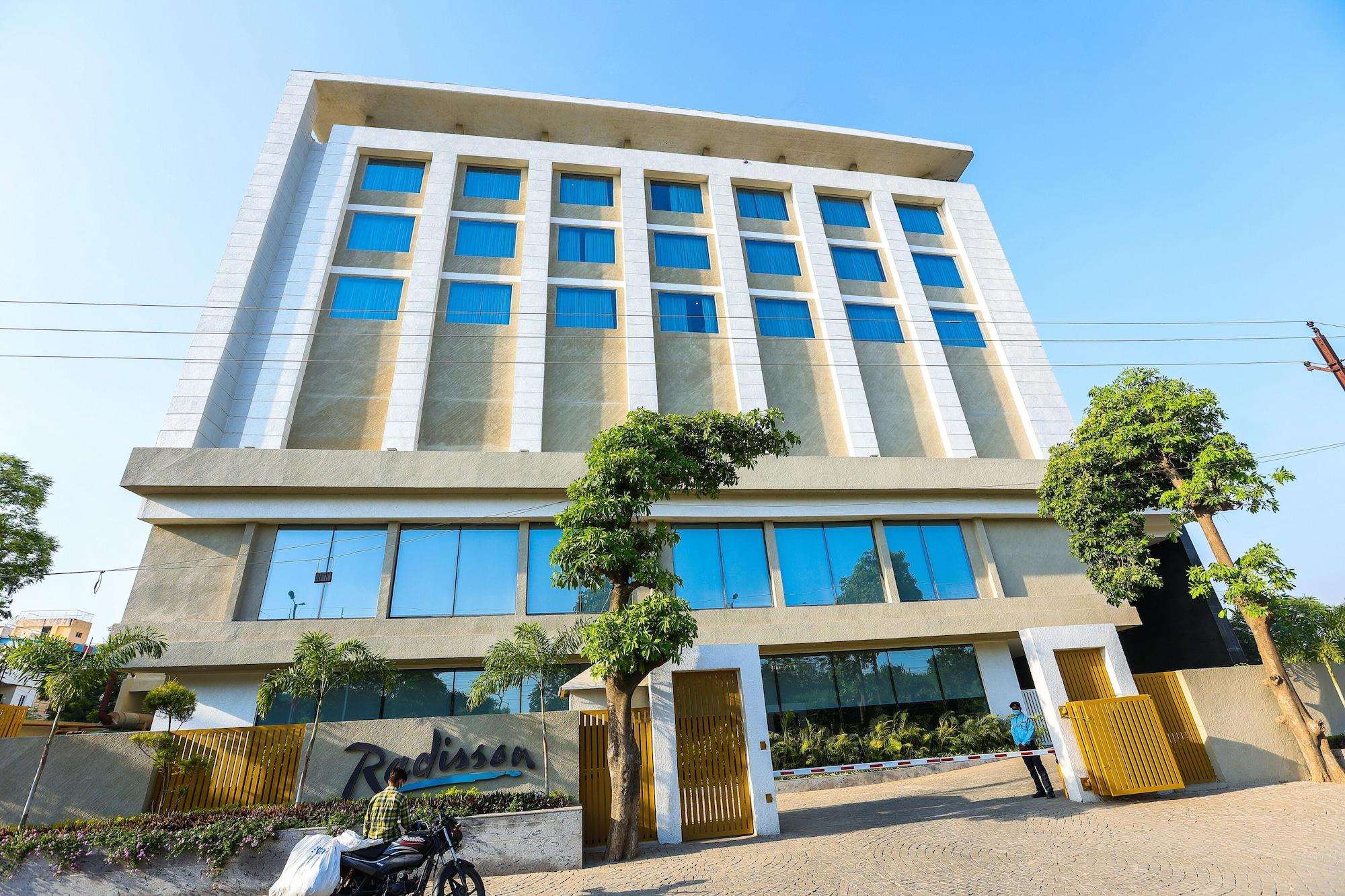 Vista Exterior Radisson Bhopal