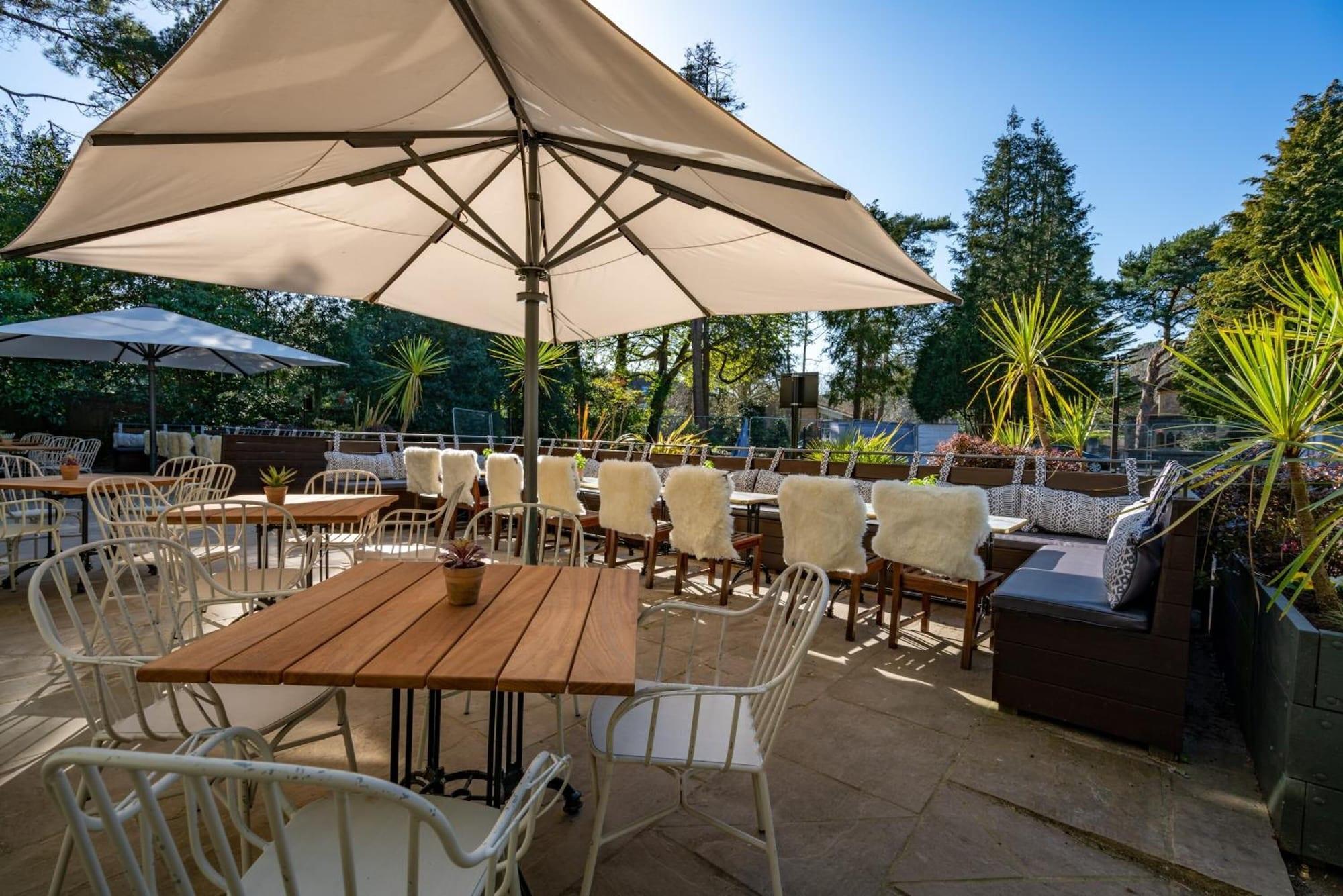 Restaurant The Pavilion Arms