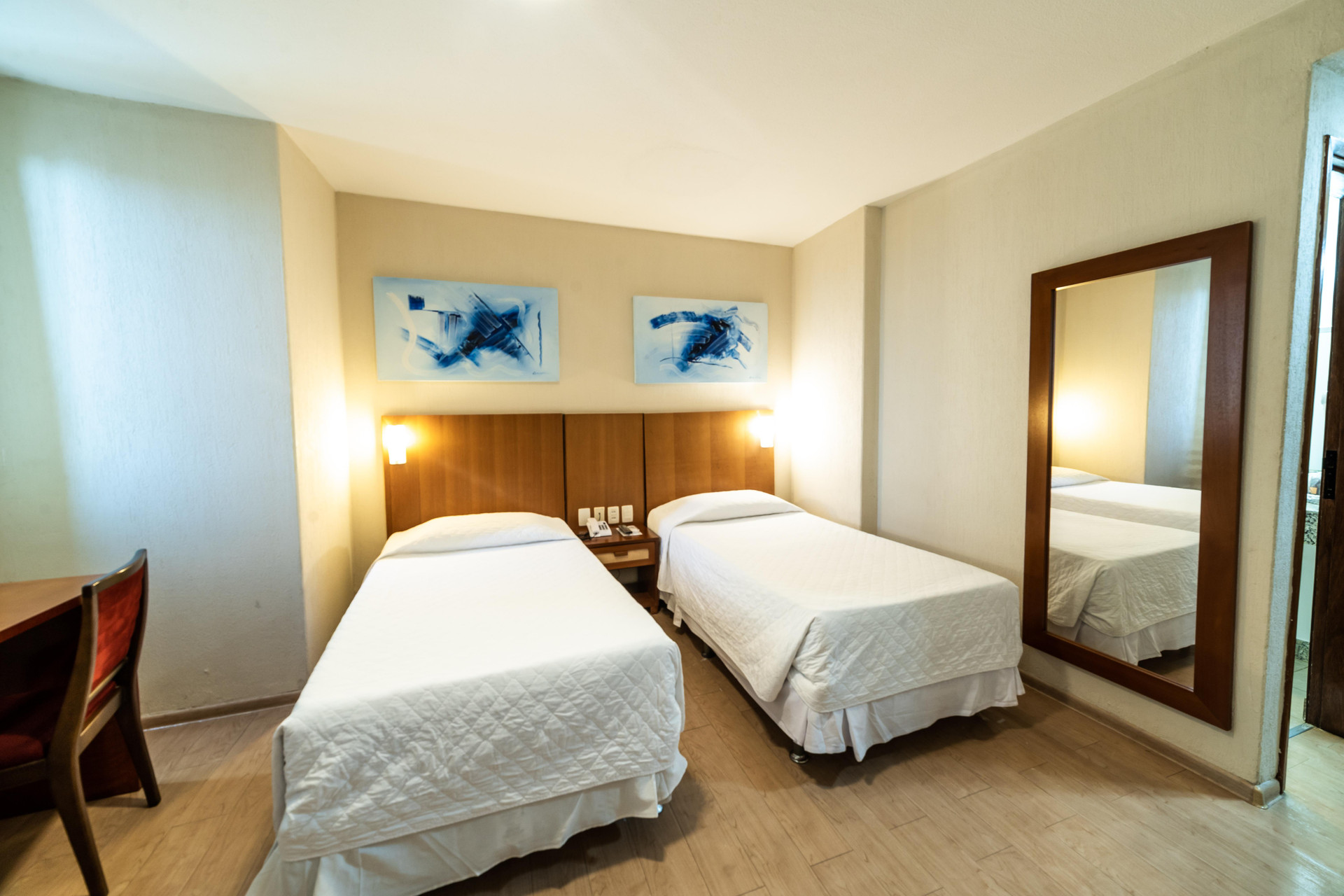 Guest room Hotel Praia Centro