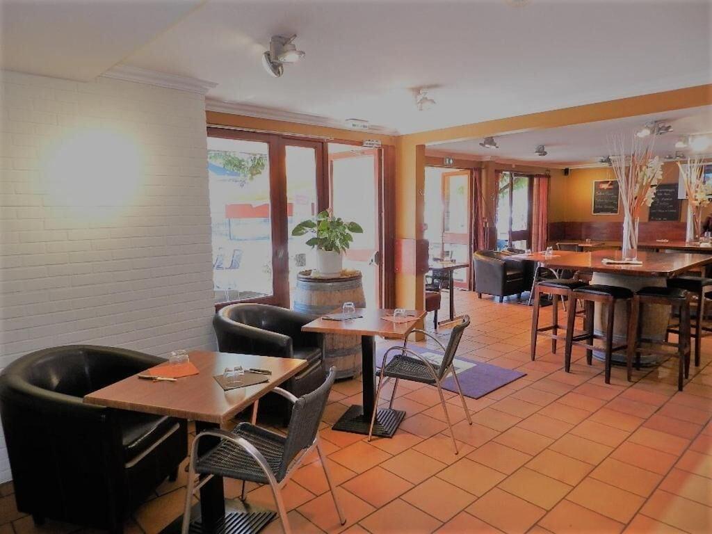 Bar/Salón Hotel Les Provinciales