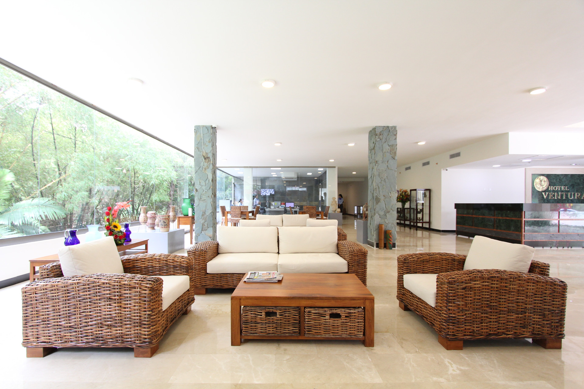 Varios Hotel Ventura