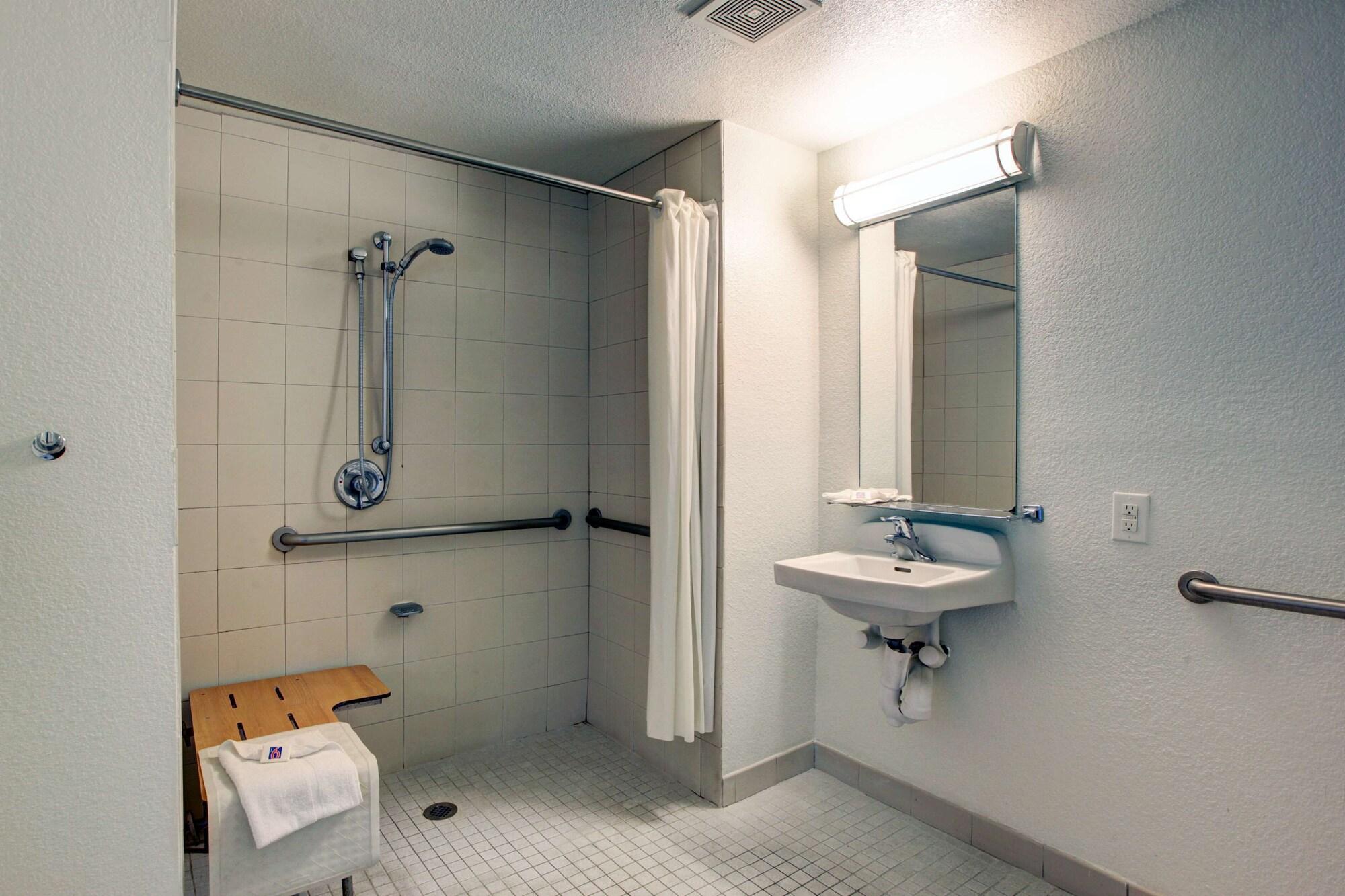 Equipamiento de Habitación Motel 6 Irvine - Orange County Airport