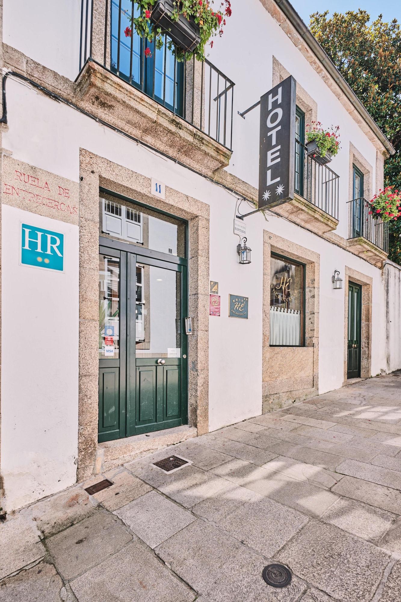 Vista Exterior Hotel Entrecercas