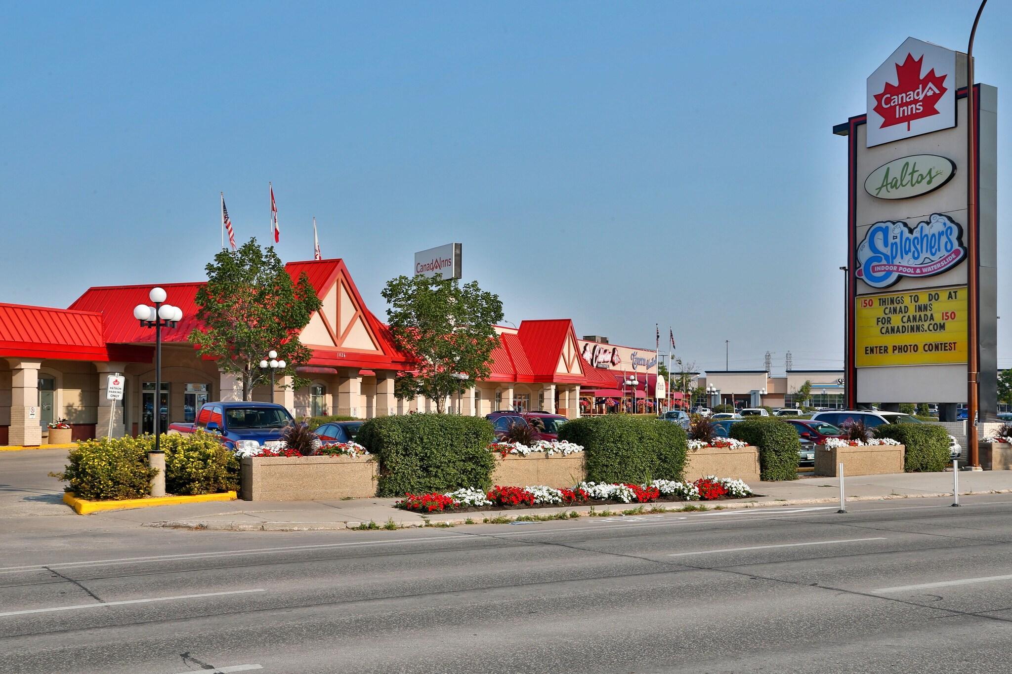 Vista Exterior Canad Inns Destination Centre Fort Garry