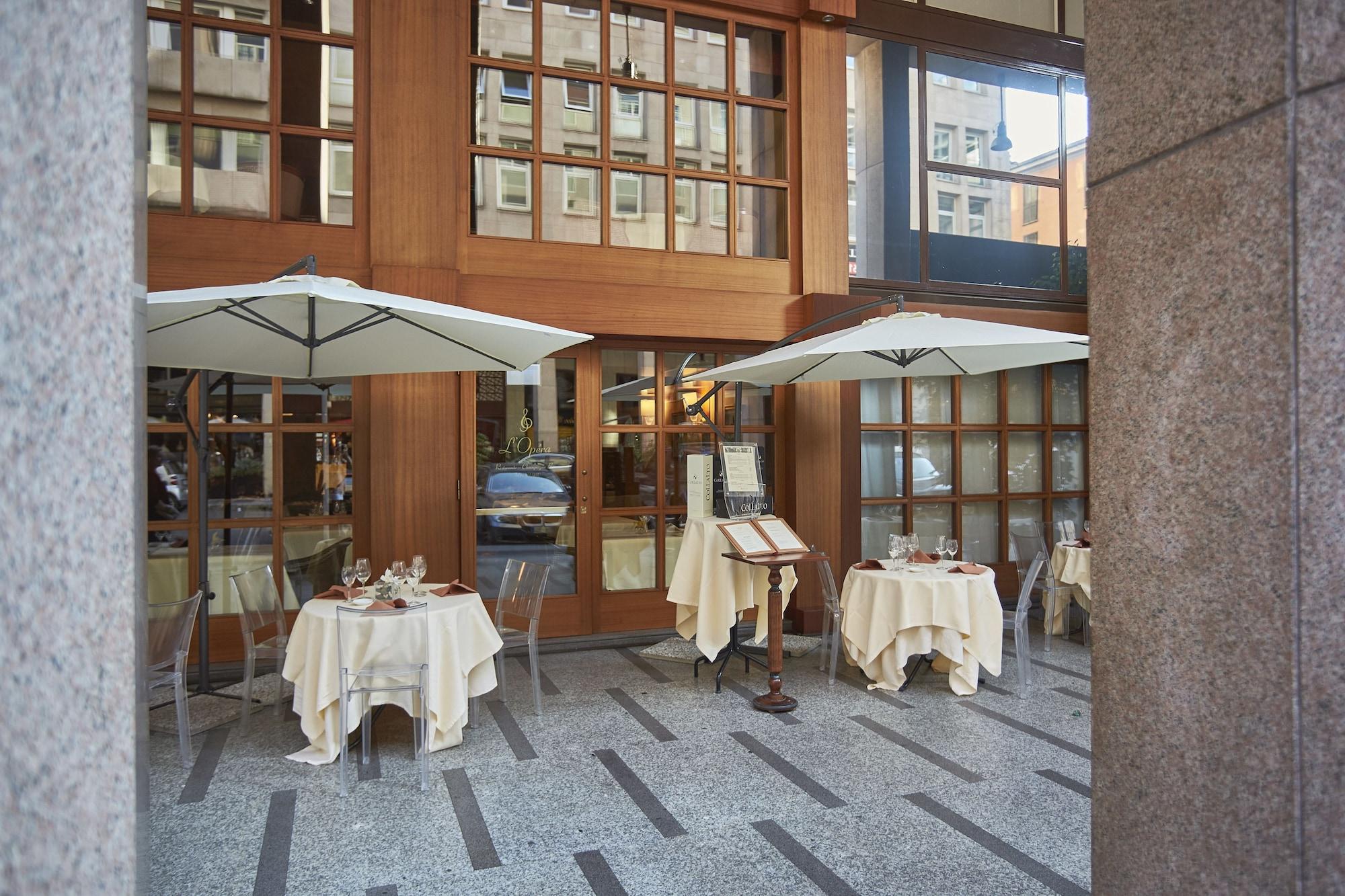 Restaurant Sina De la Ville