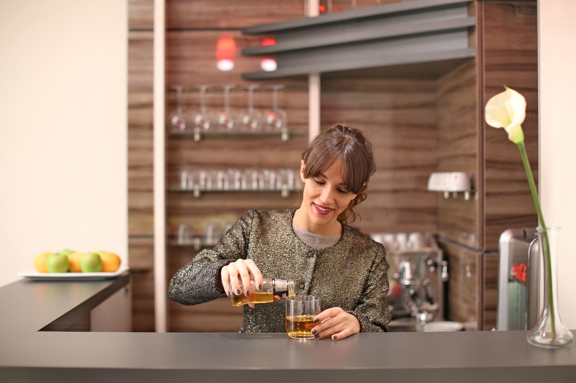 Bar/Salón Hotel Theater Belgrade