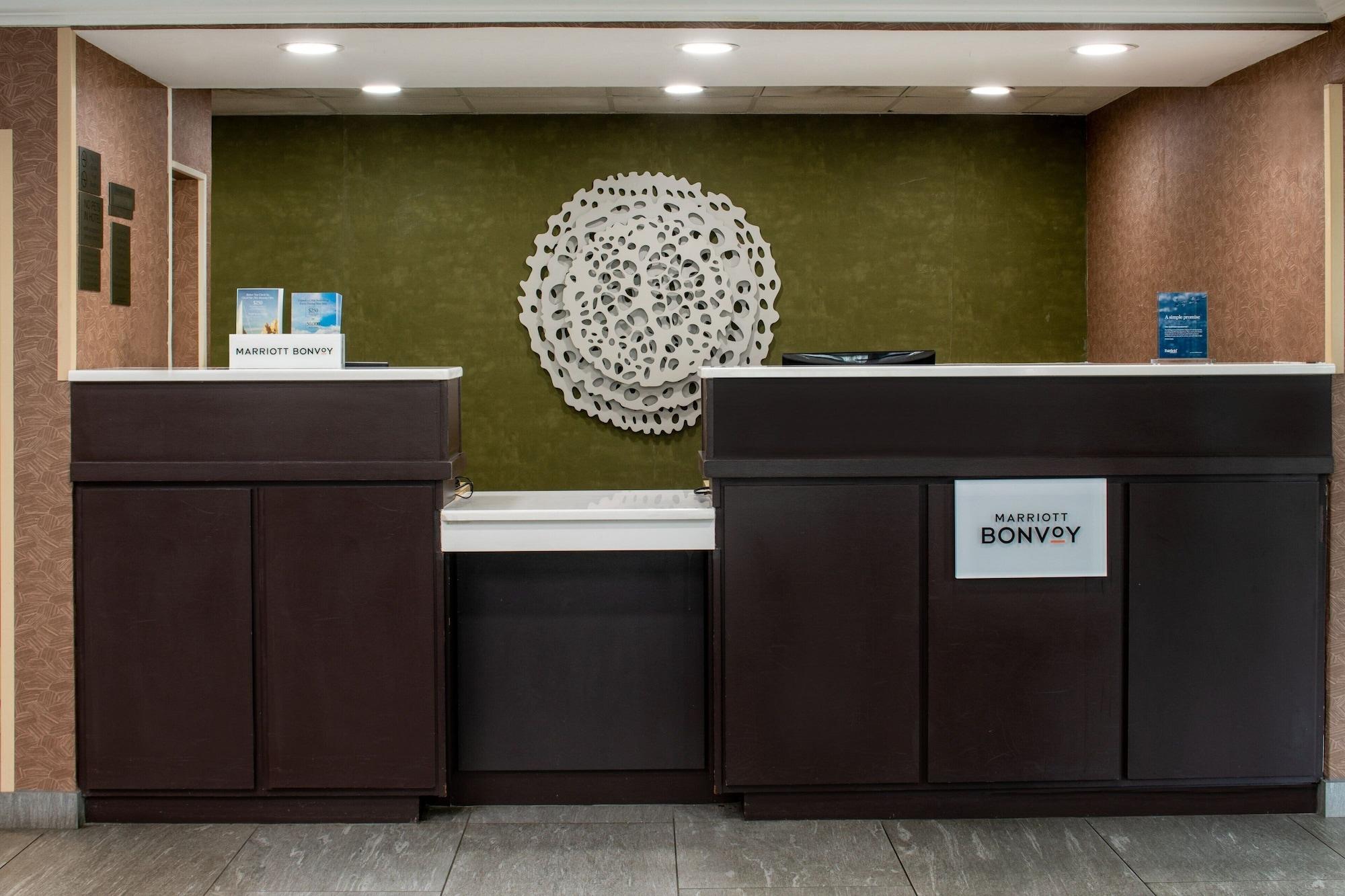 Vista Lobby Fairfield Inn & Suites by Marriott Gulfport