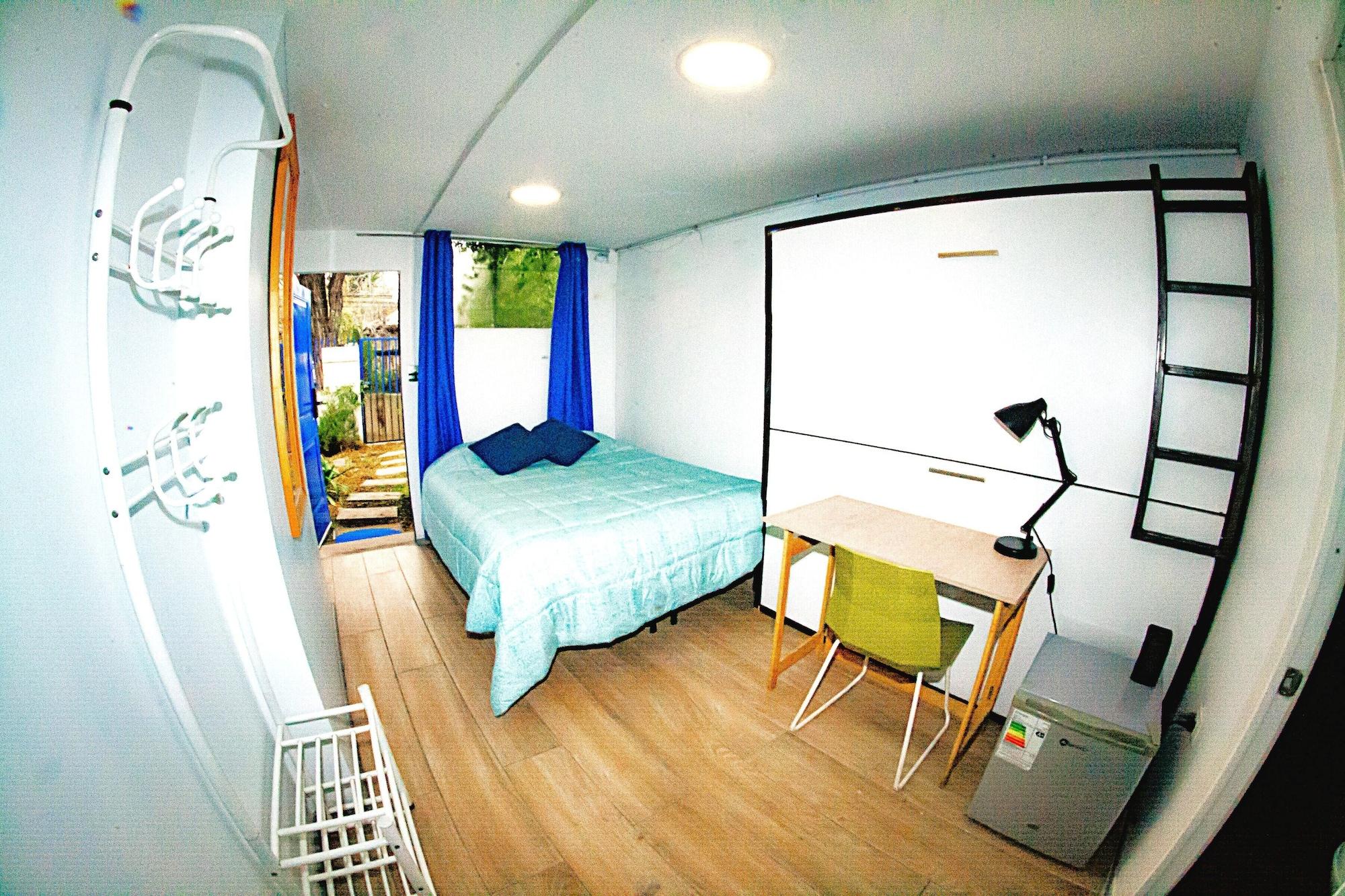 Varios Alojamiento Estadio Nacional