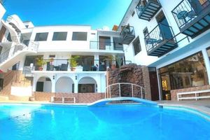 Alojamiento - Hotel San Isidro