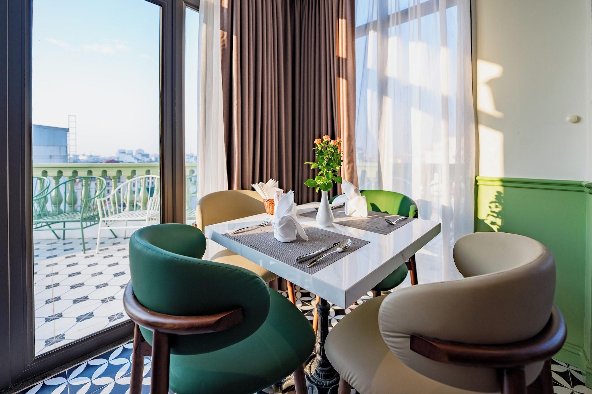 Restaurant Lestar Hotel Hanoi