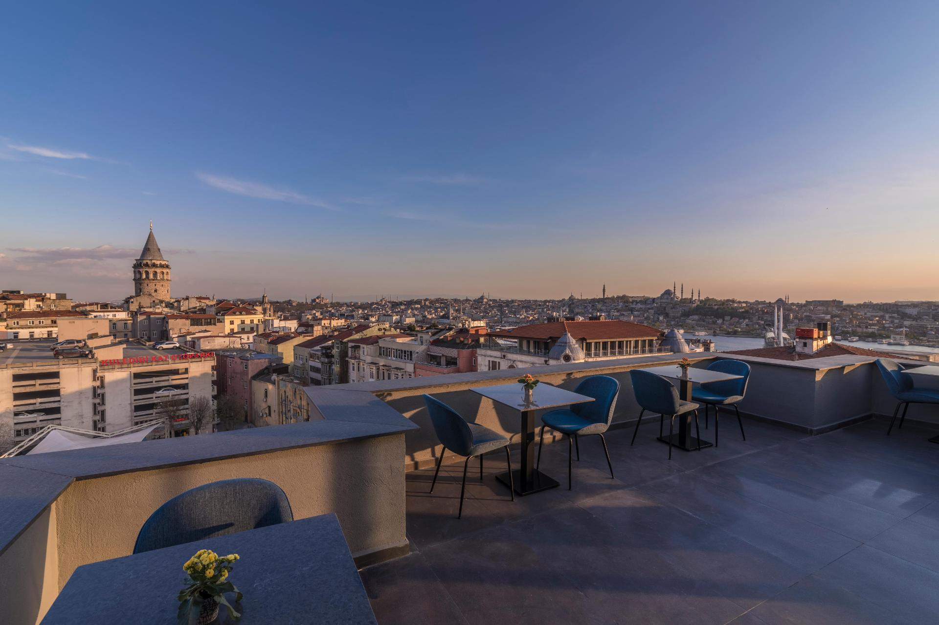 Varios Galata Times Hotel
