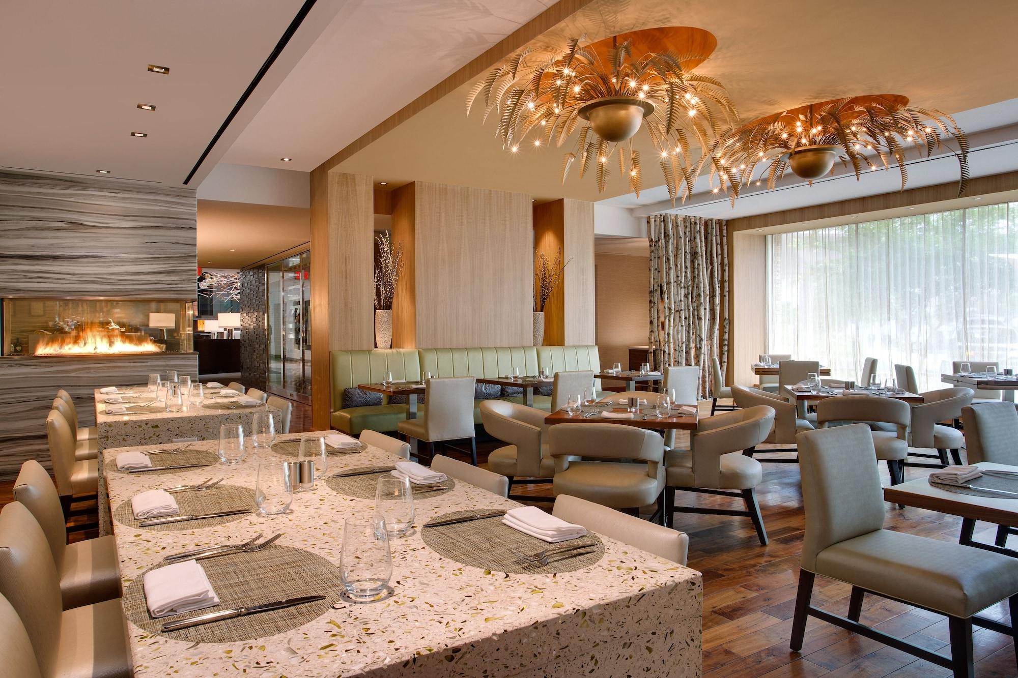Restaurant Hilton McLean Tysons Corner