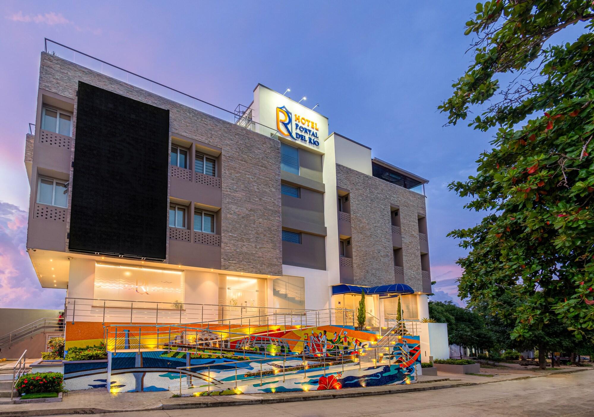 Varios Hotel Portal del Rio