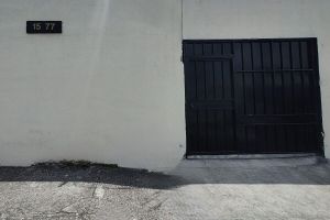 Pacote - Gold House Parking & Hostal