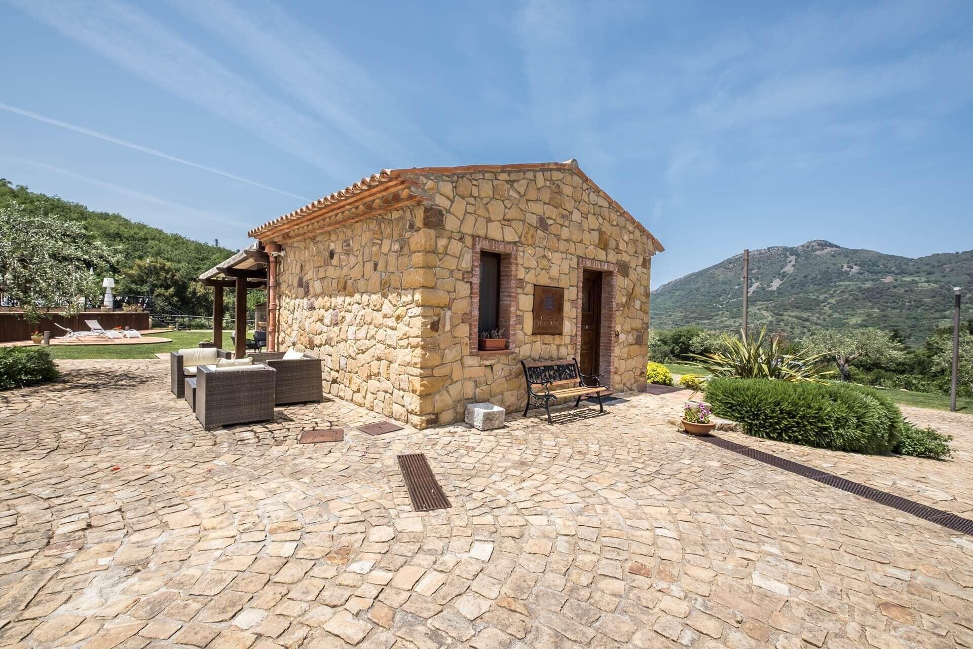 Vista Lobby Casena Mongerrati