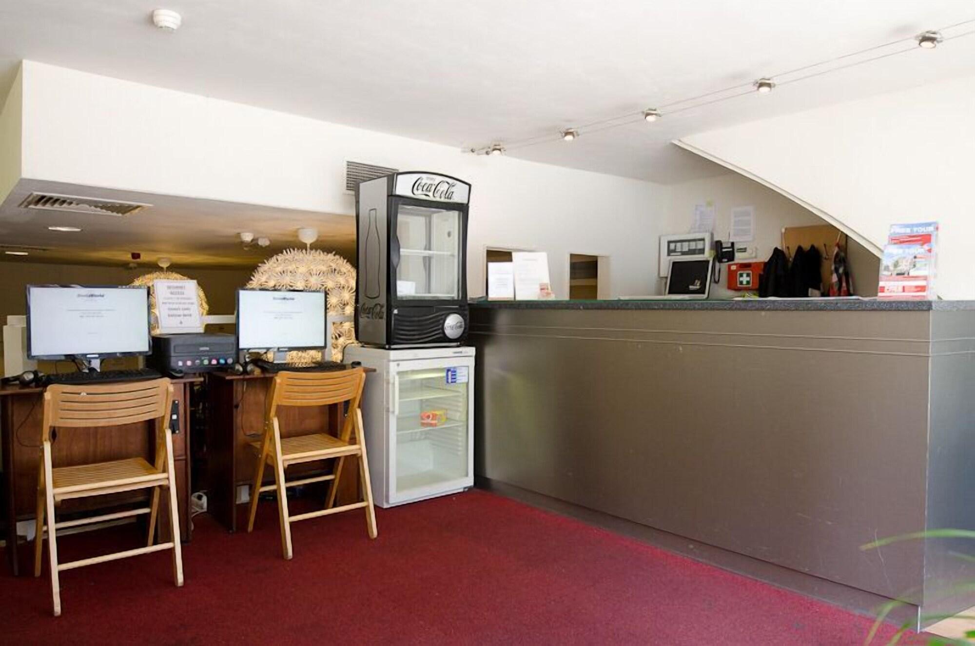Vista Lobby Marnix Hotel