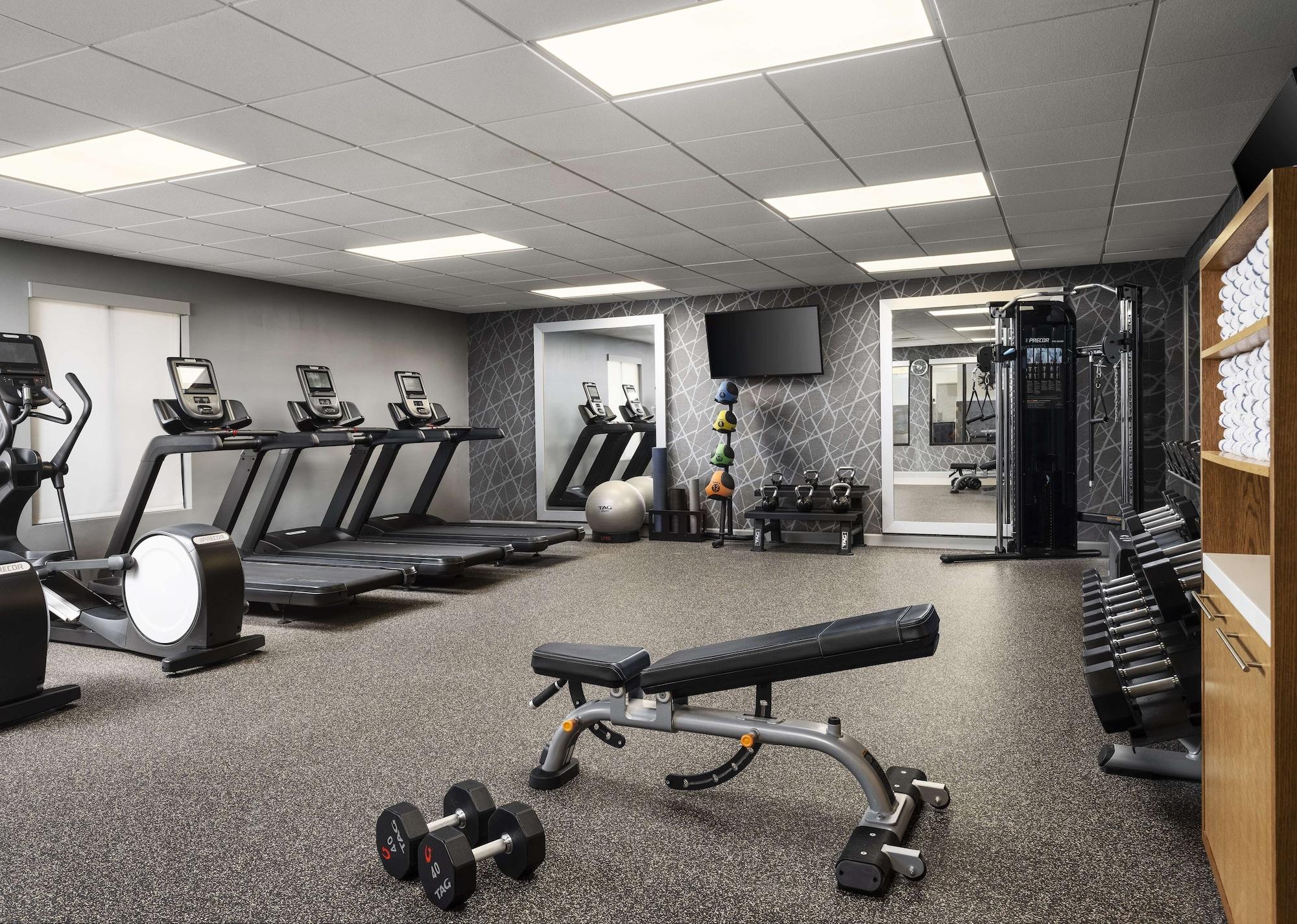 Gimnasio Homewood Suites by Hilton Carle Place - Garden City, NY
