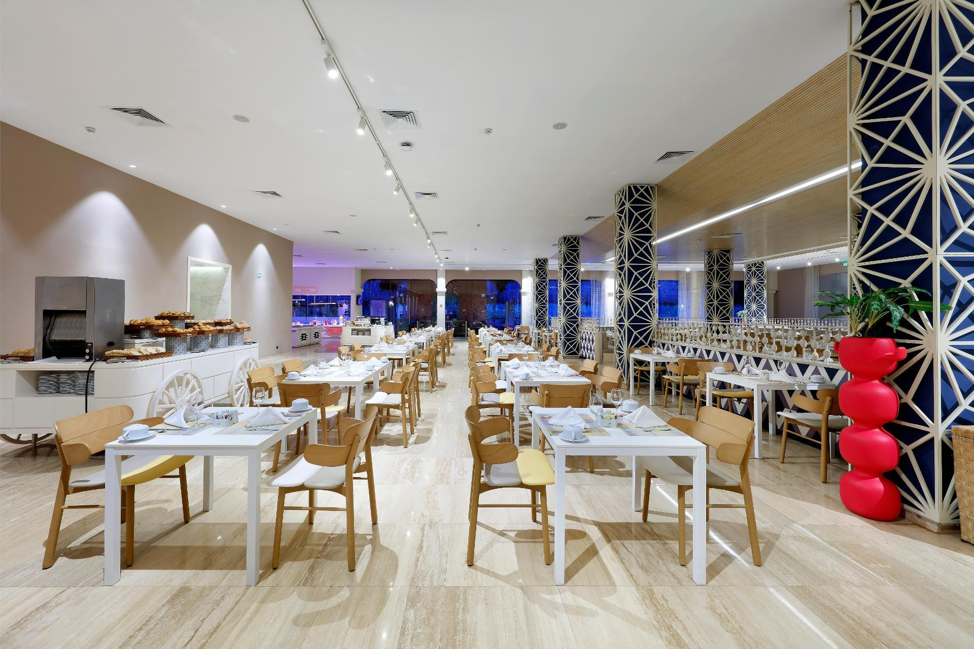 Restaurant Grand Palladium White Sand Resort & Spa - All Inclusive