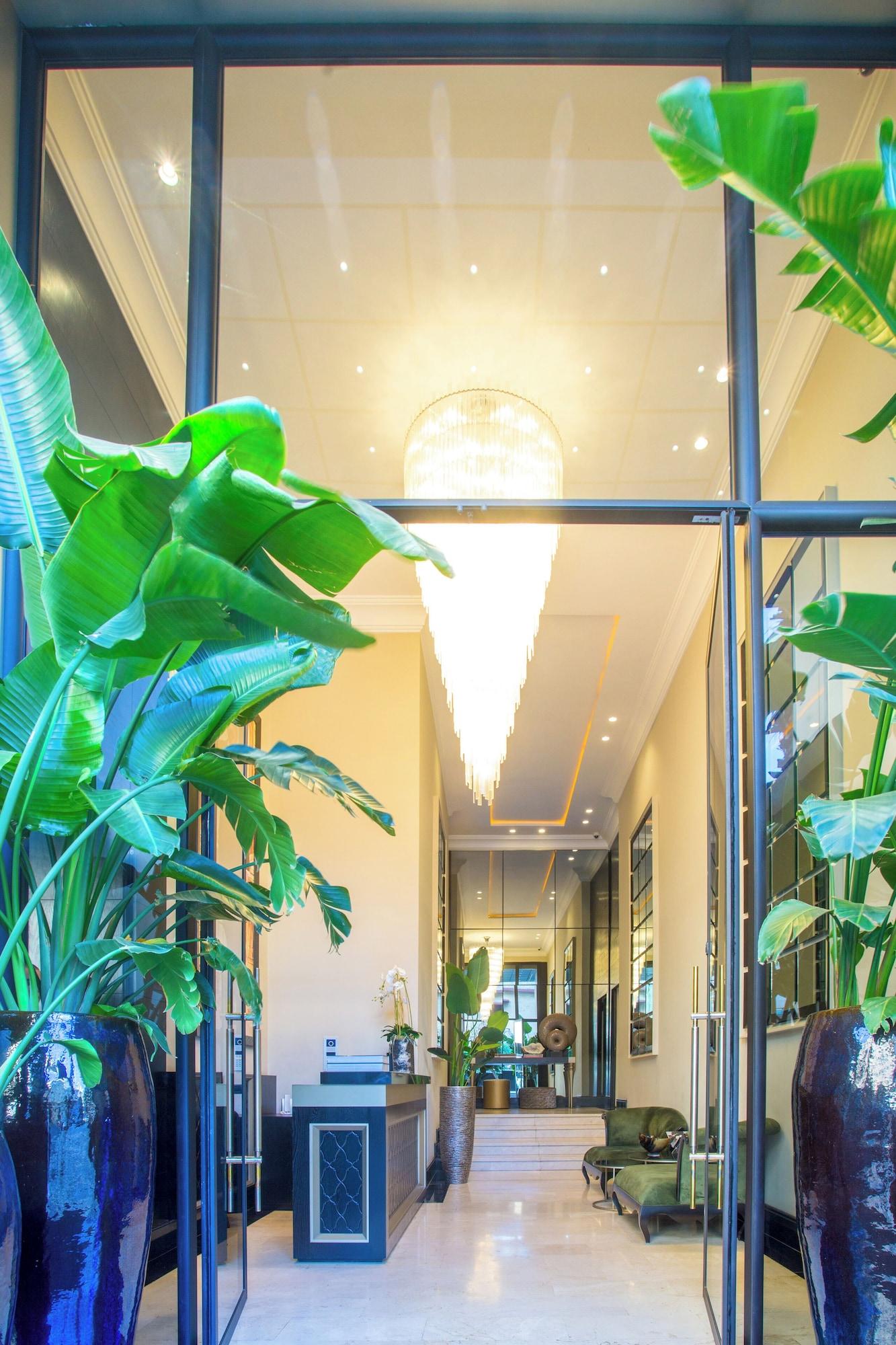 Vista Lobby W-Aldorf