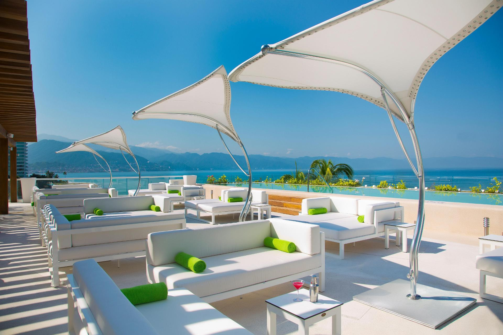 Varios Hilton Puerto Vallarta Resort All Inclusive