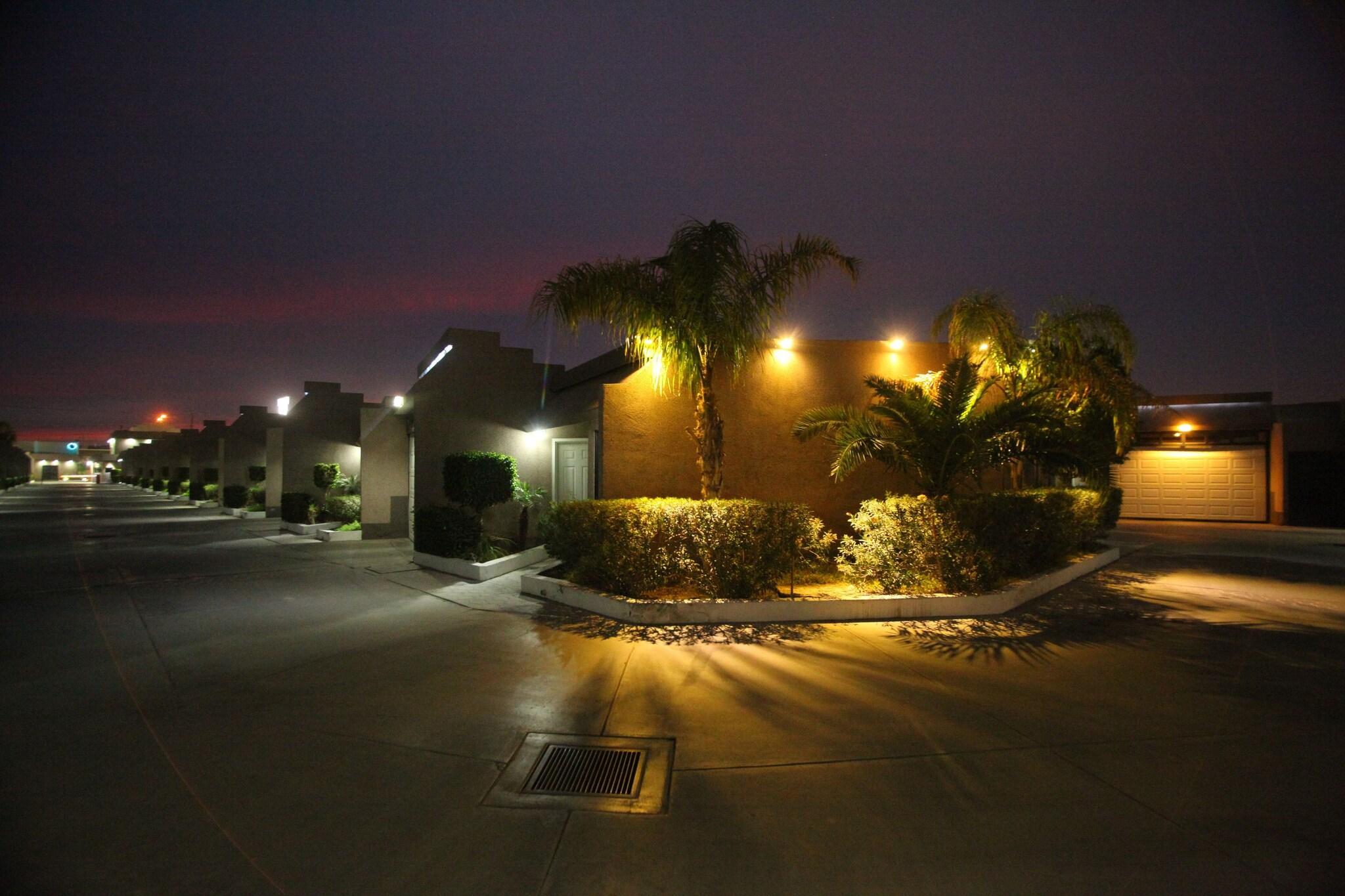 Vista Exterior Motel Mediterraneo