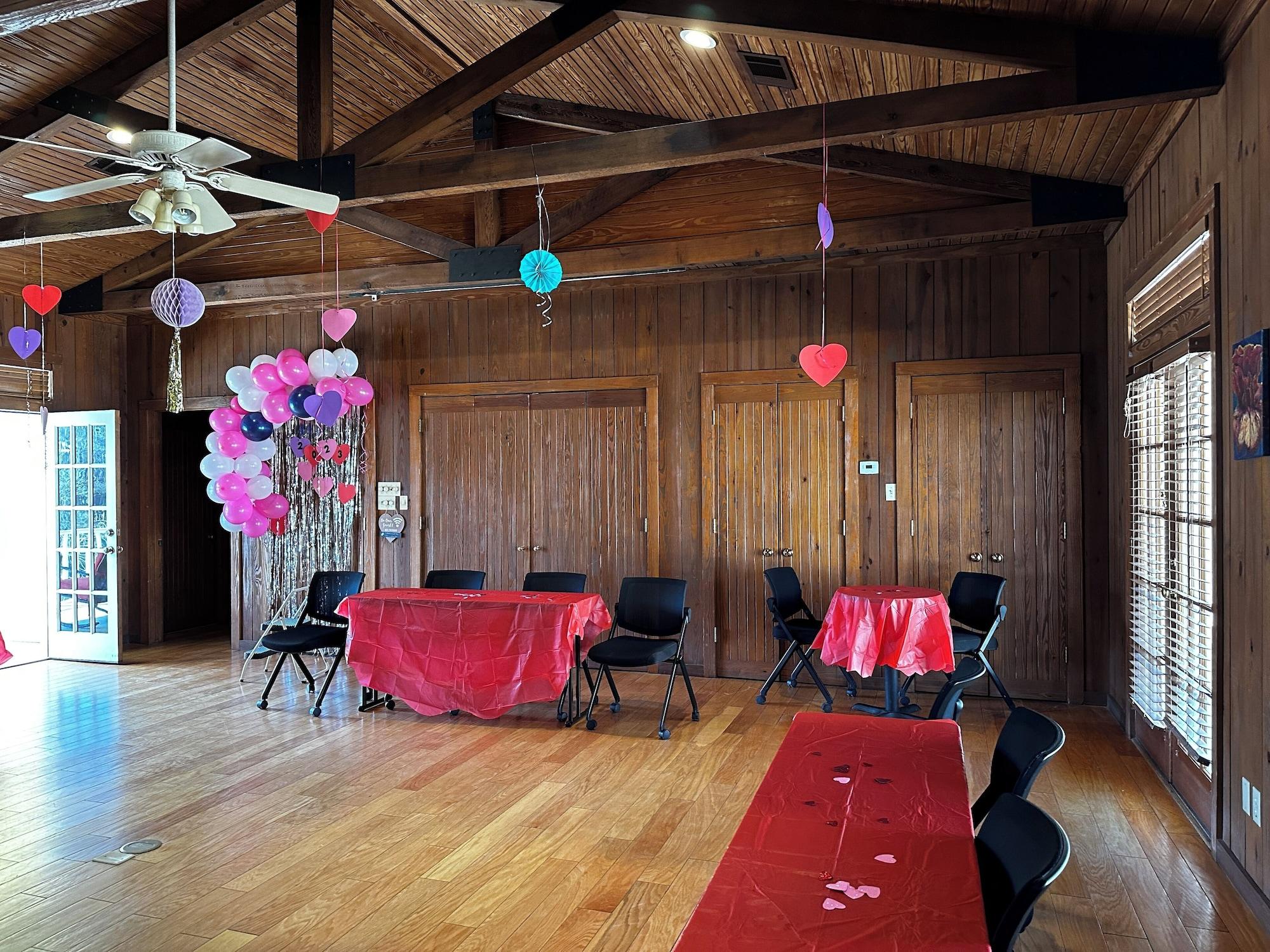 Sala de Reuniones Inn On The River