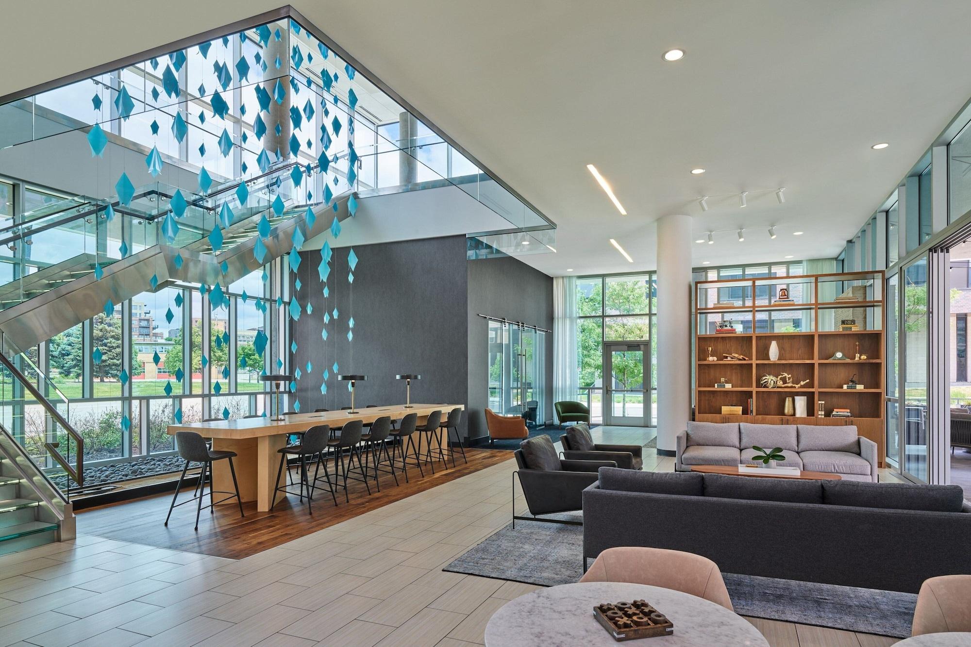 Vista Lobby SpringHill Suites by Marriott Denver Downtown