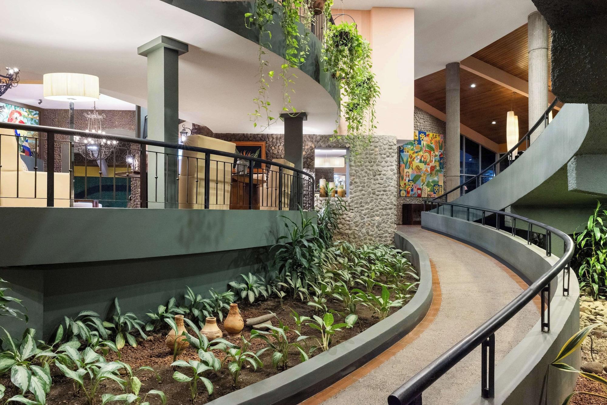 Vista Lobby DoubleTree by Hilton Cariari - San Jose Costa Rica
