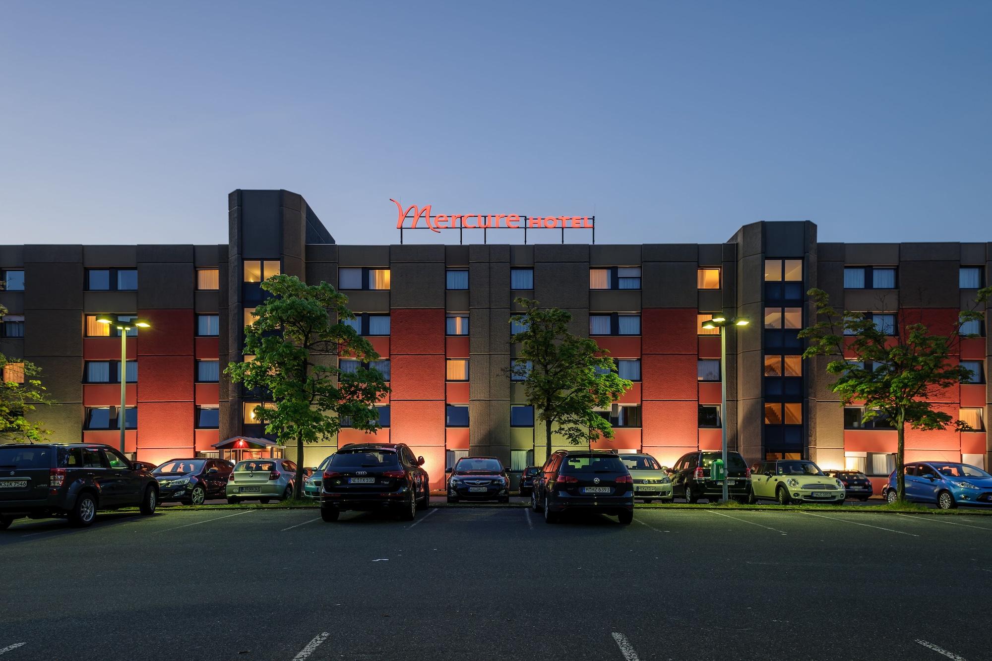 Vista Exterior Fuerther Hotel Mercure Nuernberg West