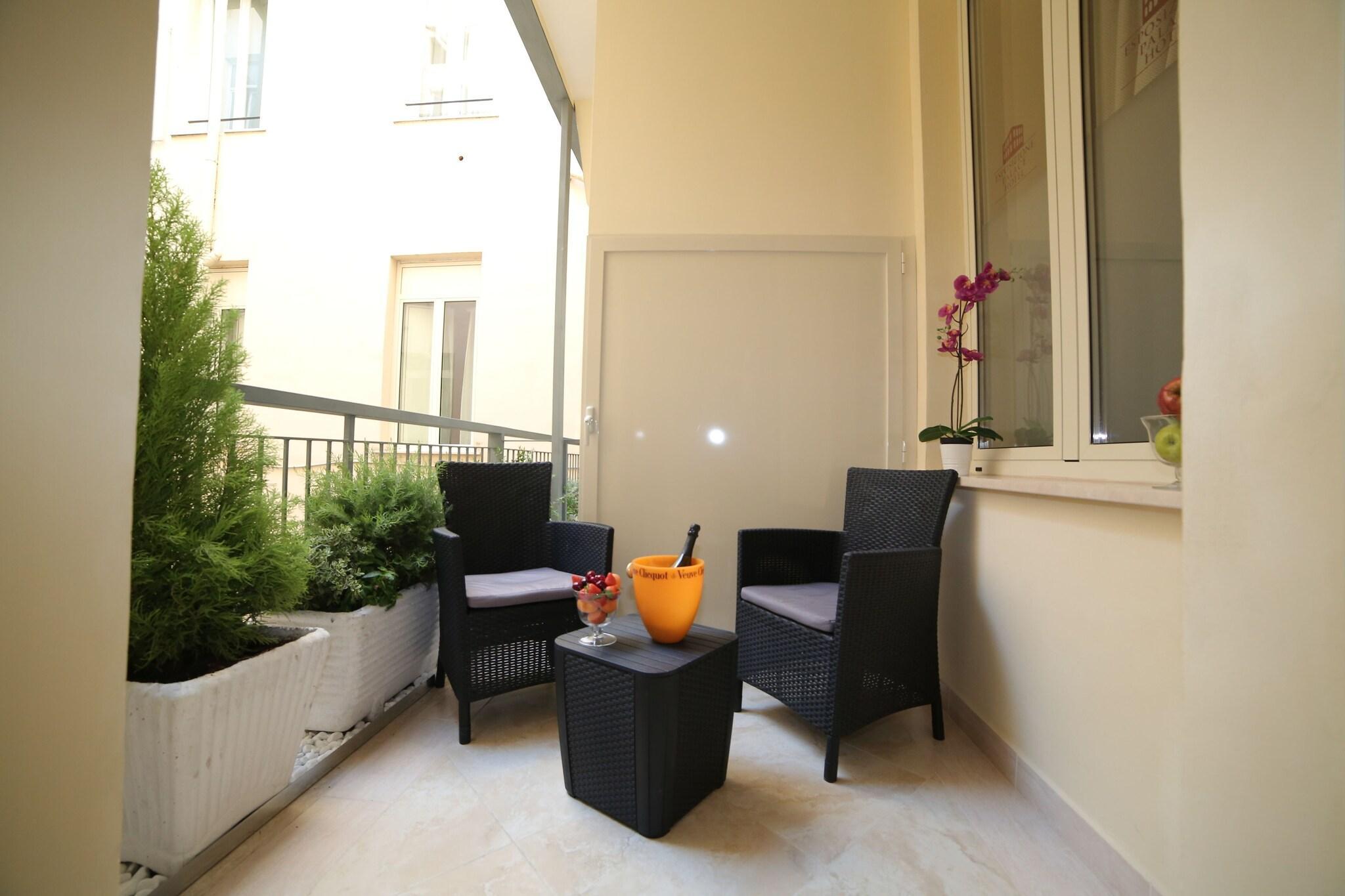 Varios Esposizione Palace Hotel