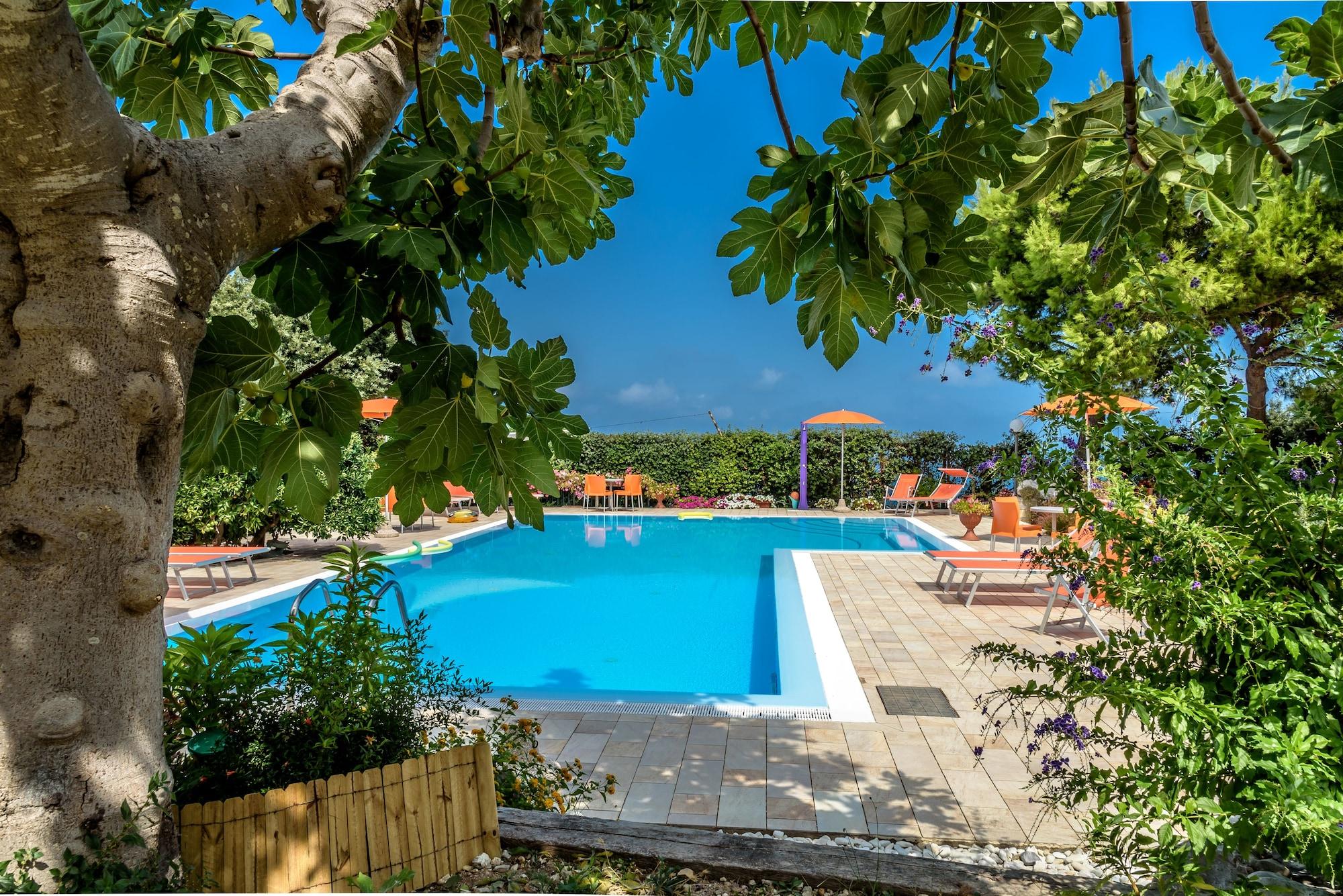 Varios Agriturismo Nardini