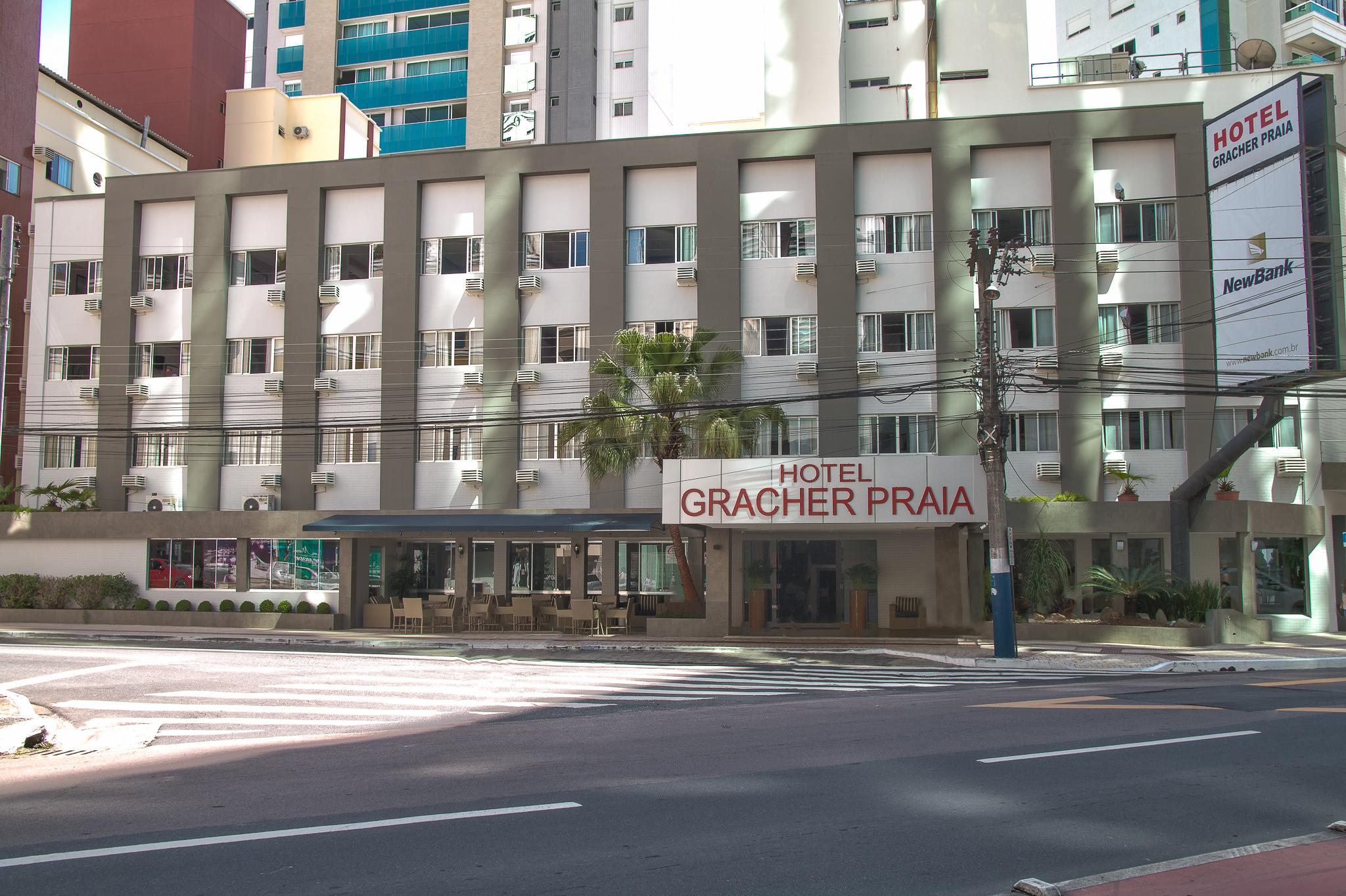 Vista Exterior Hotel Gracher Praia