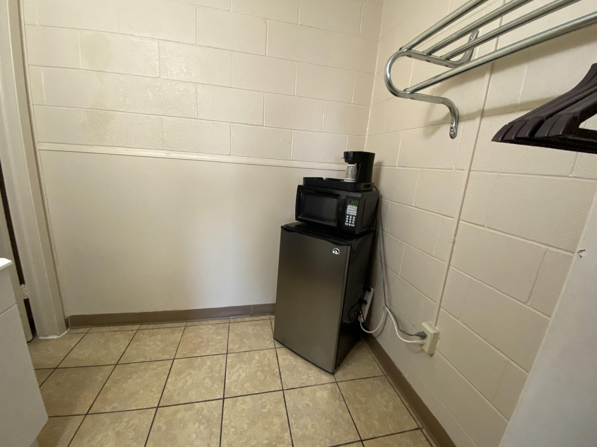 Set de Habitación Regency Inn and Suites