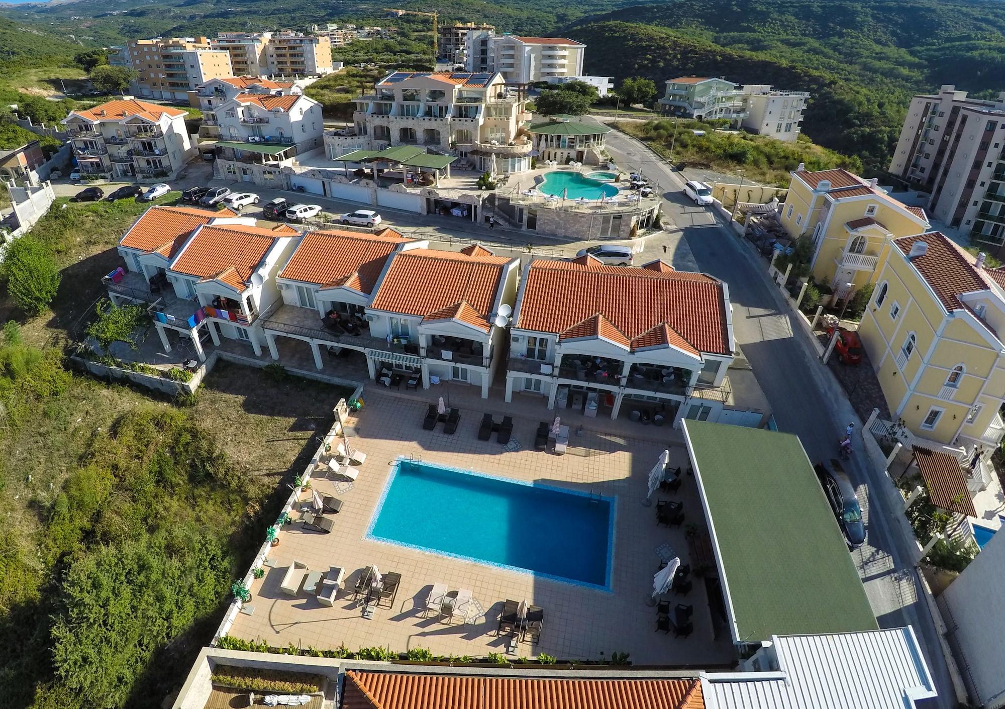 Vista Exterior Spa Resort Becici