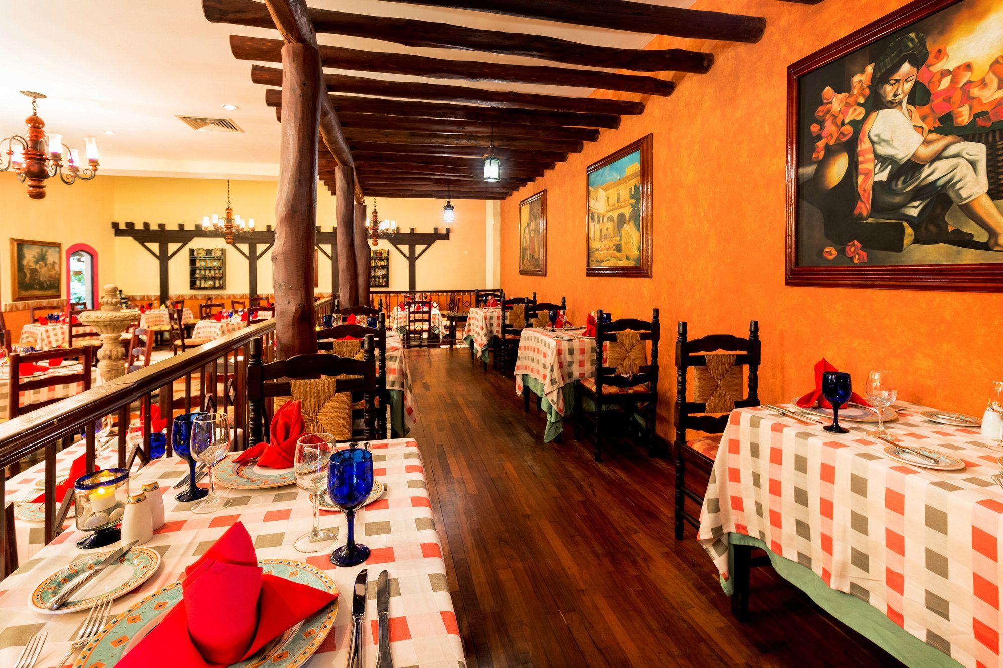 Restaurant Royal Level at Occidental Cozumel - All Inclusive