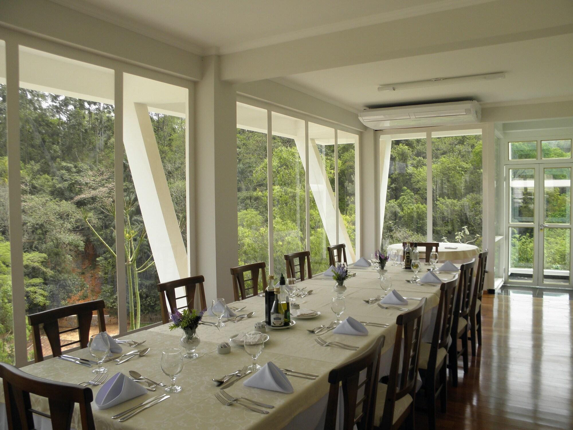 Restaurant El Shadai Park Hotel