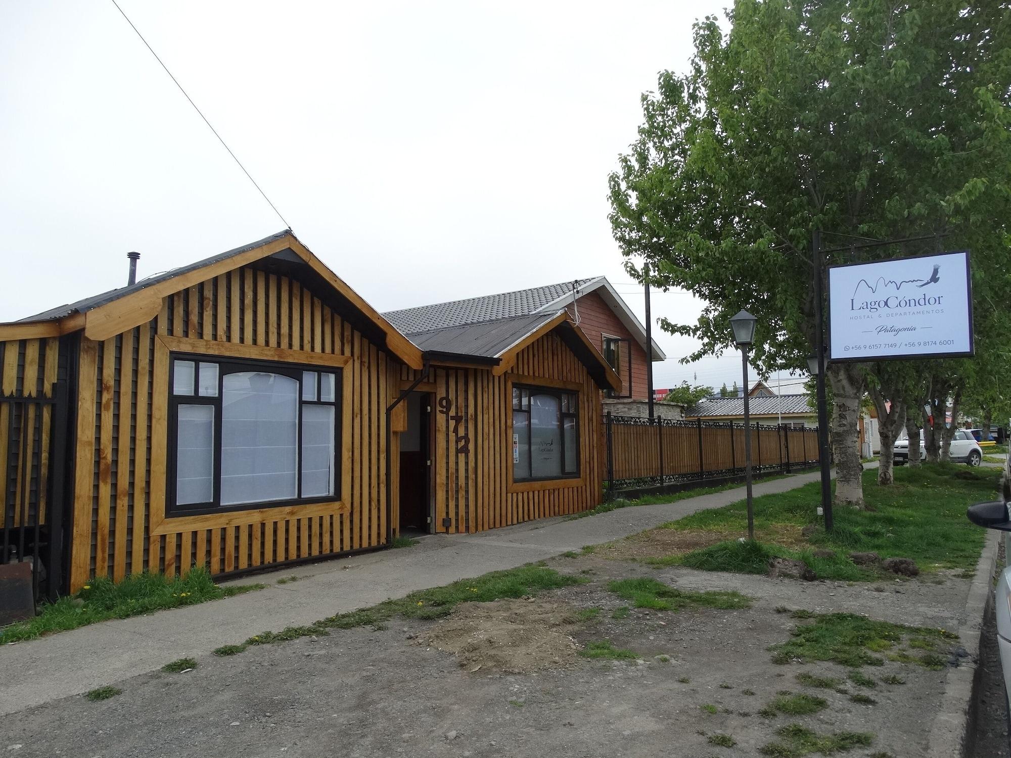 Vista Exterior Hostal Lago Cóndor Patagonia