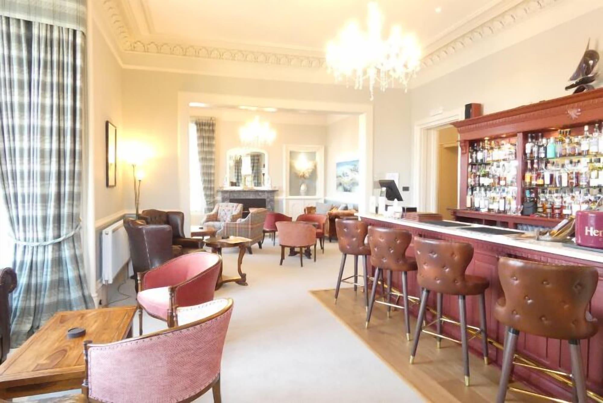 Bar/Salón Dungallan Country House