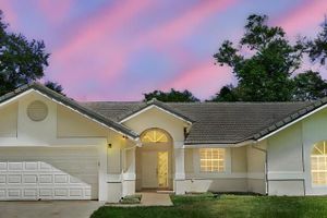Alquiler Vacacional - COUNTRY ESTATE IN QUIET UPSCALE COMMUNITY