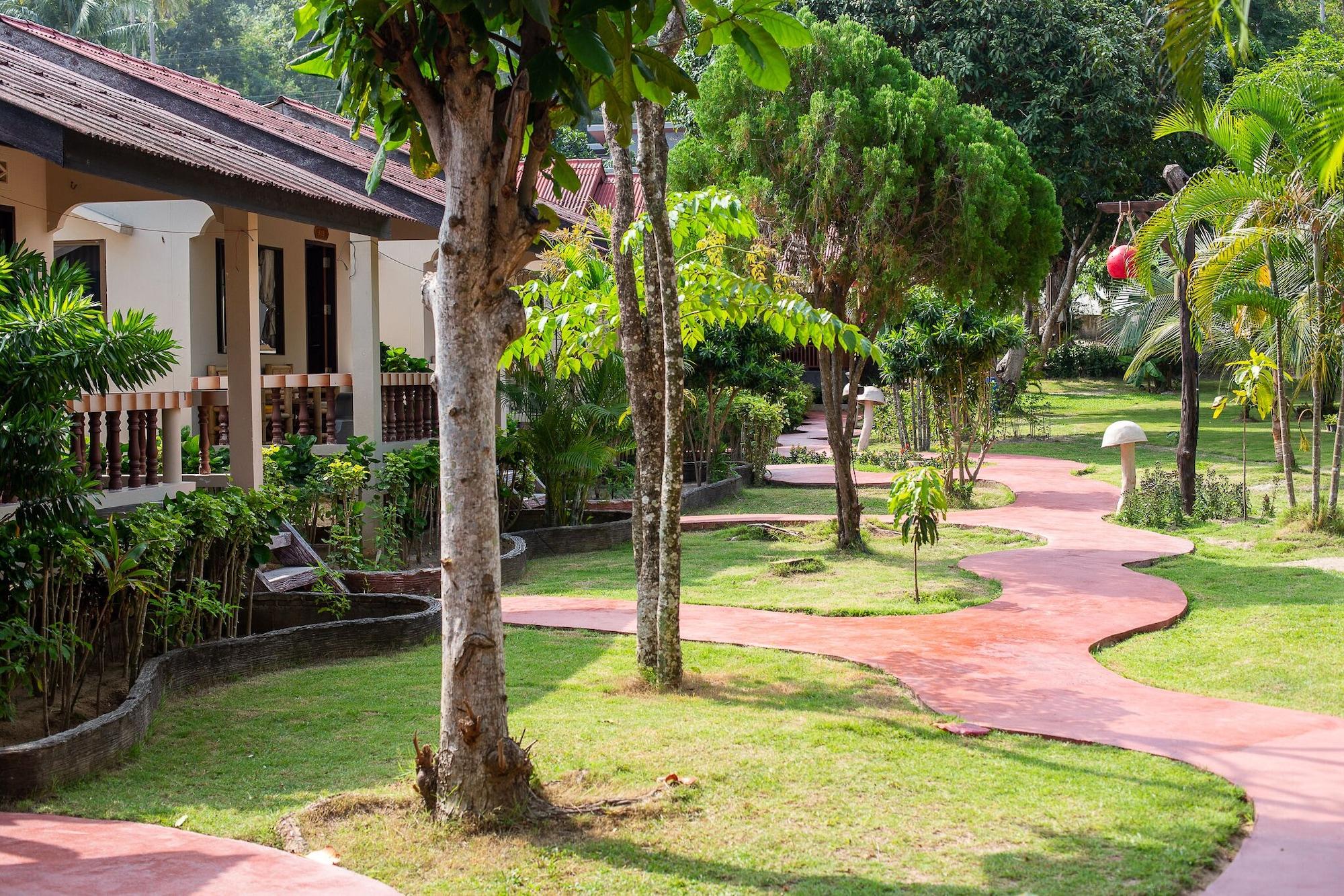 Vista Exterior Nice Beach Bungalow