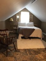 Alquiler Vacacional - Cozy Guest House on 15 acres, with plenty of parking!
