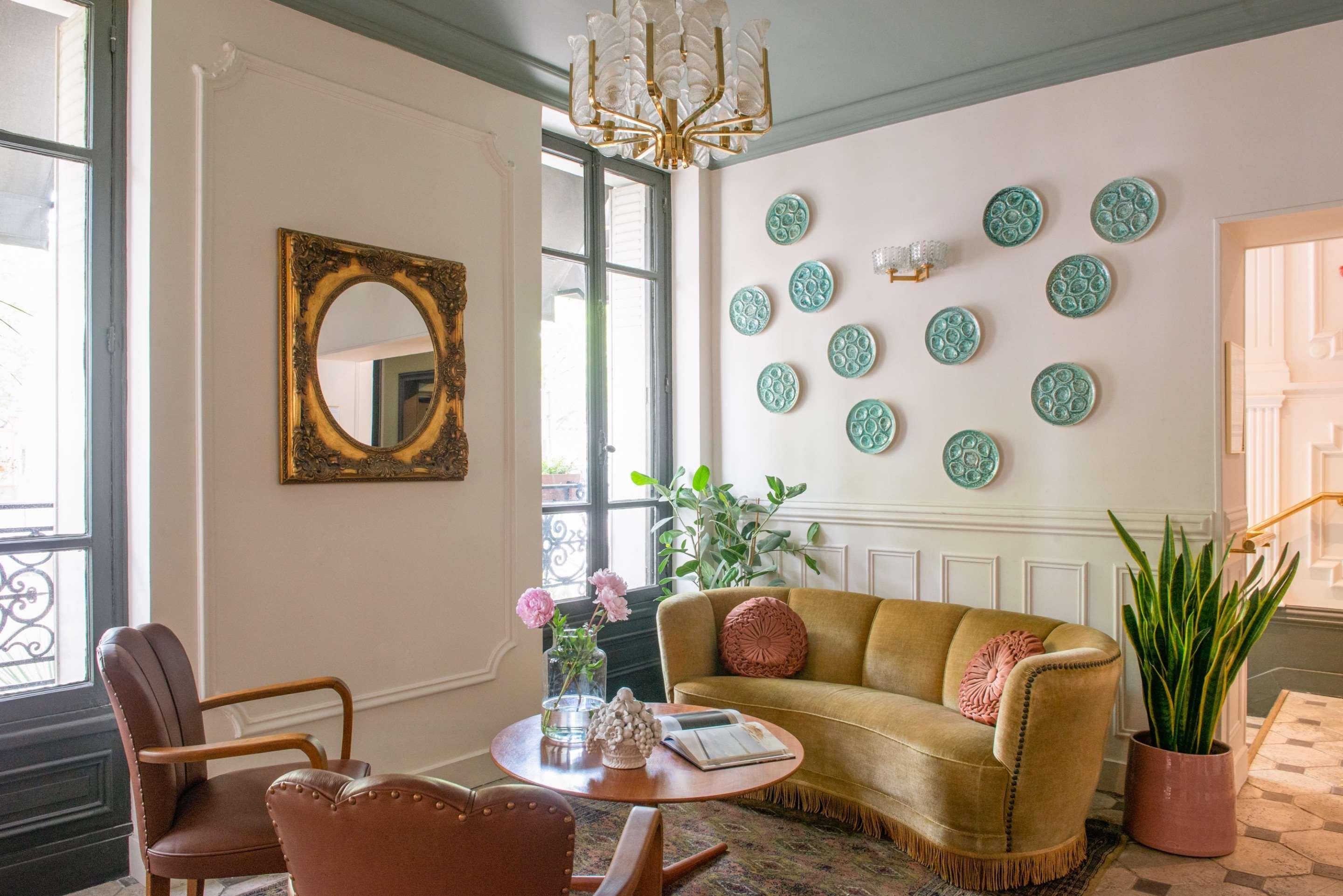 Vista Lobby Hotel de la Porte Dorée