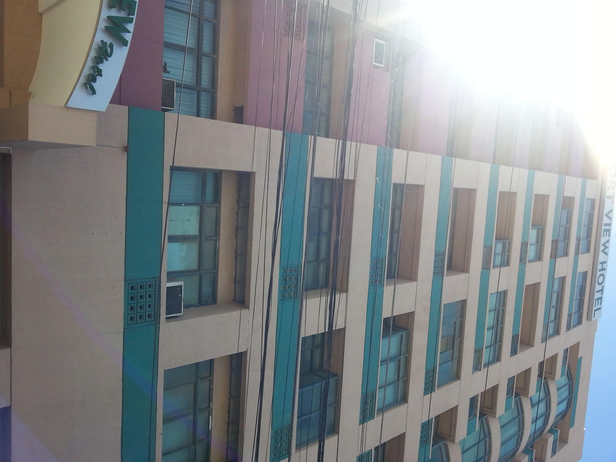 Vista Exterior Crown Port View Hotel