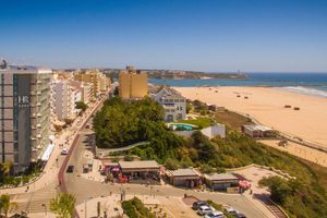 Alojamiento - RR Hotel da Rocha