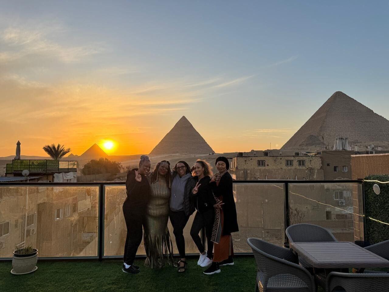 Varios The Heaven Pyramids