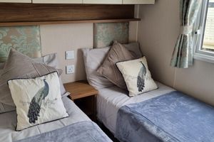 Alquiler Vacacional - Immaculate 8-Bed Cabin in Tattershall Lake